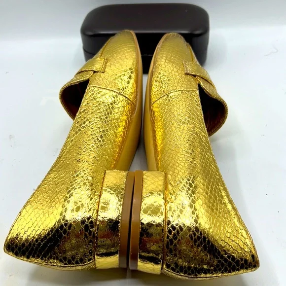 JUSTFAB   gold flat shoes size 10 in excellent condition. - Picture 5 of 9